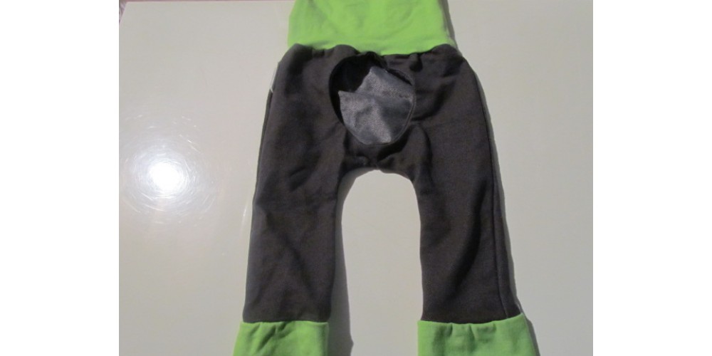 Pantalon évolutif hublot Création M3- 0-12 mois- Jeans vert